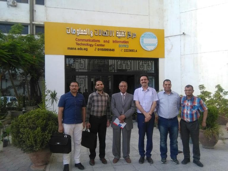 جامعة سوهاج تستعد لتطبيق ميكنة المخازن