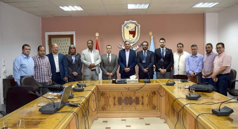 جامعة سوهاج تبحث مع ‘‘training board‘‘ إنشاء مركز للتدريب لديها