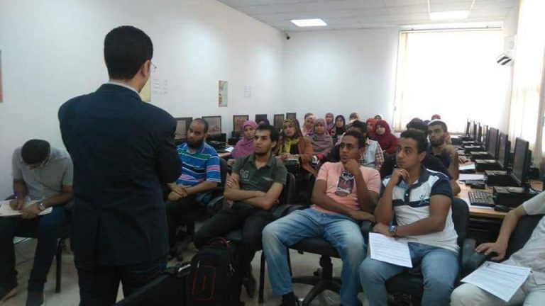 “تنمية المهارات الحياتية” دورة تدريبية بسفارة المعرفة بجامعة سوهاج