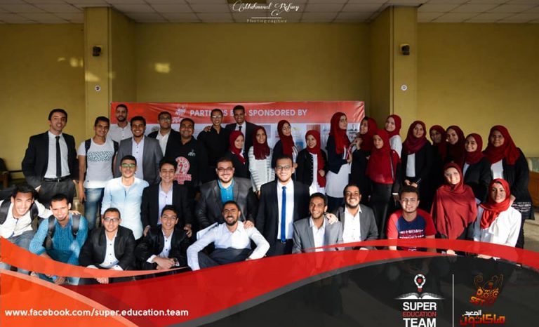 فريق SET بجامعة سوهاج ينظم احتفالية هاكاثون الصعيد