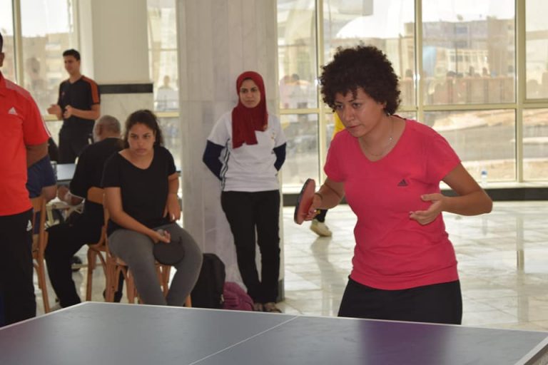 صعود طالبات جامعة سوهاج لدور الثمانية في تنس الطاولة بالسويس