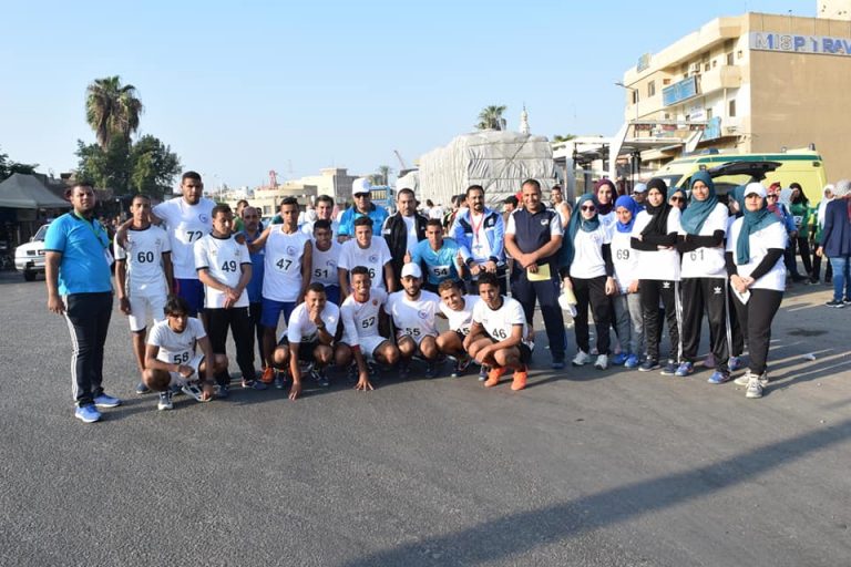 بمشاركة ٥٠ طالب من جامعة سوهاج انطلاق ماراثون السويس