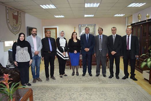 جامعة سوهاج تبحث مع ‘‘مؤسسة تنموية‘‘ سبل التعاون المشترك