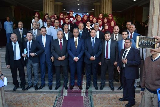 جامعة سوهاج تشارك في تكريم ٢٠ أسرة شهيد بالمحافظة