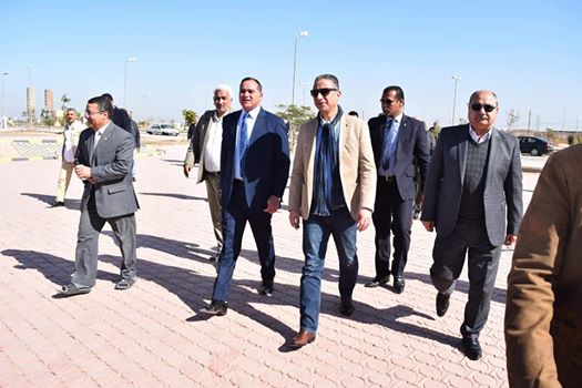 الأنصاري وعزيز يؤديان صلاة الجمعة بمسجد جامعة سوهاج بعد افتتاحه