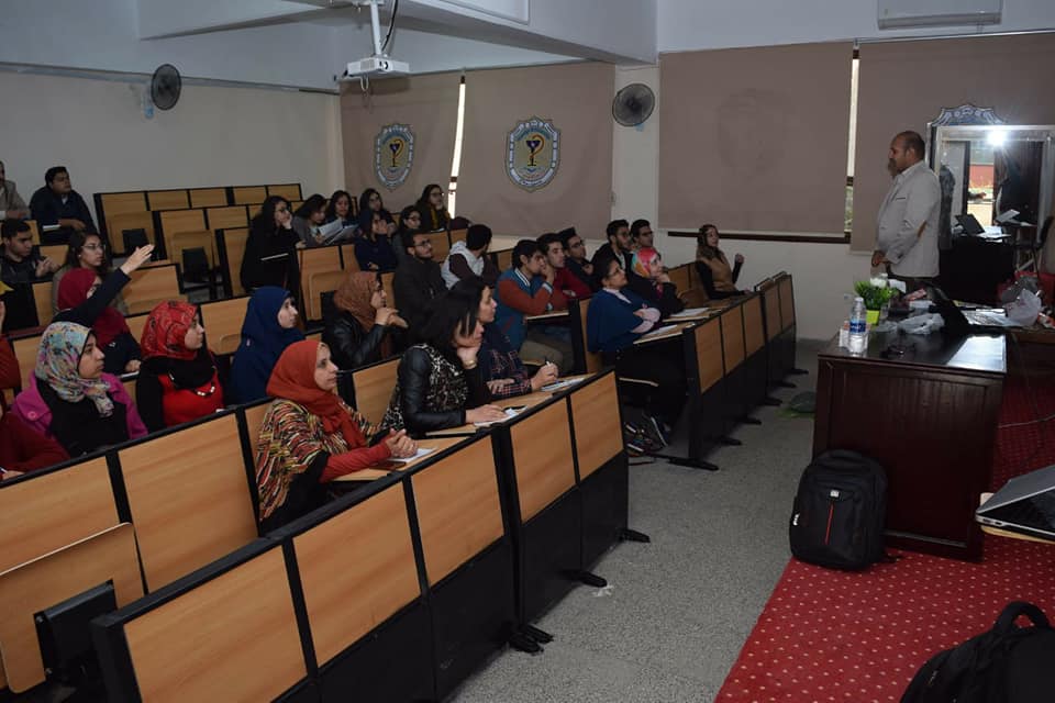 600 طالب وطالبة في ‘‘تدريب‘‘ جامعة سوهاج علي ريادة الأعمال