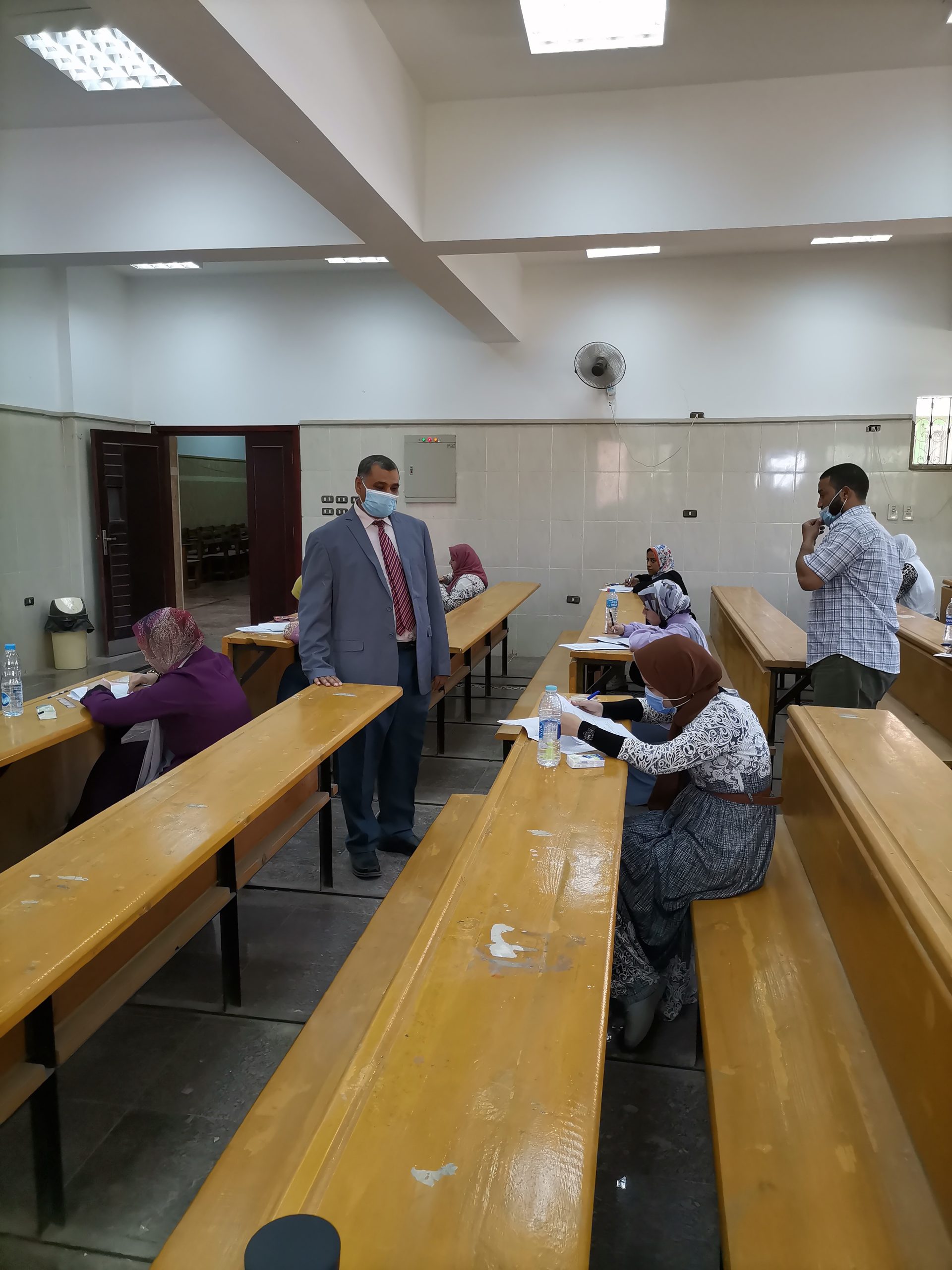 تحت رعاية الاستاذ الدكتور /حمادي عبدالحمبيد حسين عميدالكليه امتحانات التمهيدي ماجستير