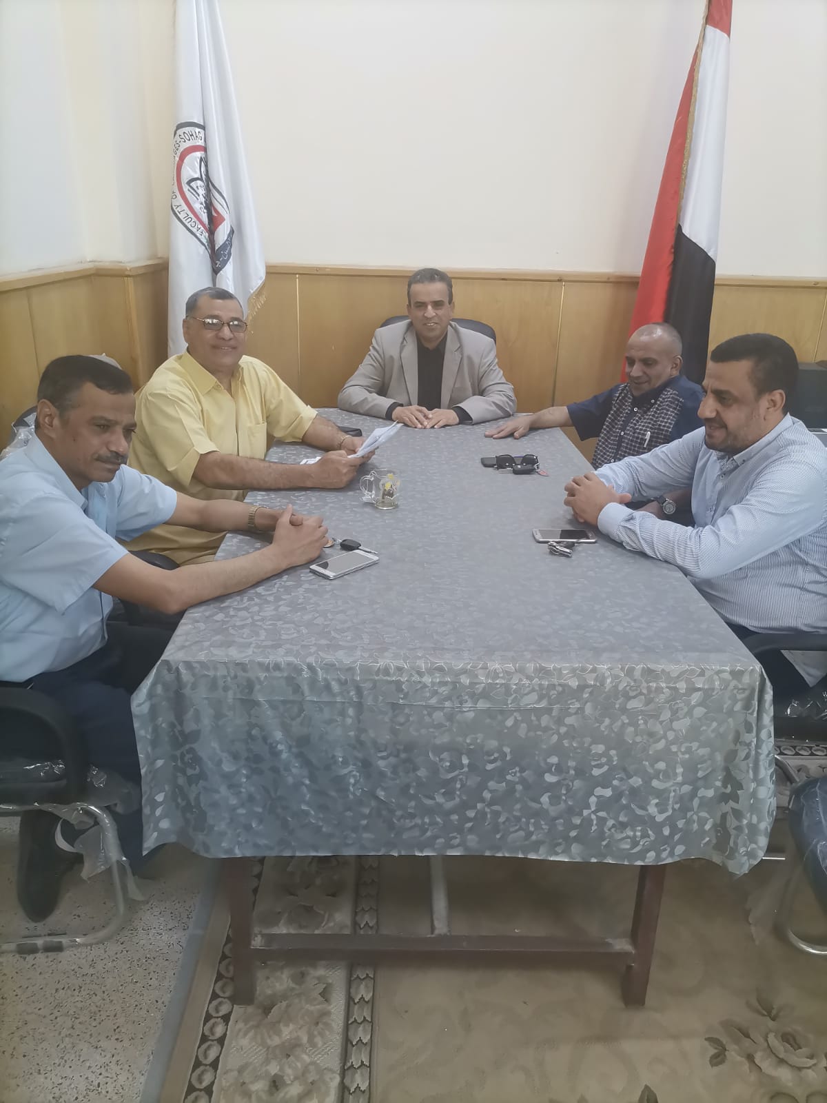 مجلس طارئ اليوم الموافق 15/8/2021