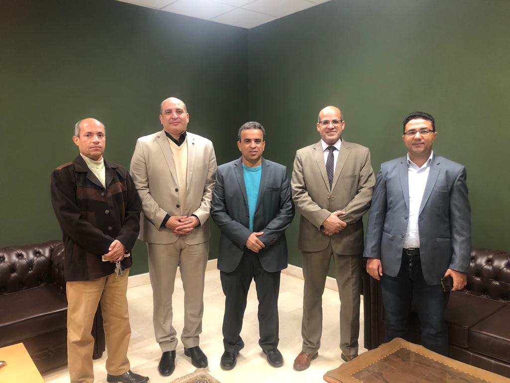 تحت رعاية الأستاذ الدكتور رئيس الجامعة والأستاذ الدكتور صبري همام عميد كلية الألسن مدير رعاية الشباب وكل السادة أعضاء هيئة التدريس والطلاب في زيارة المتحف سوهاج القومي