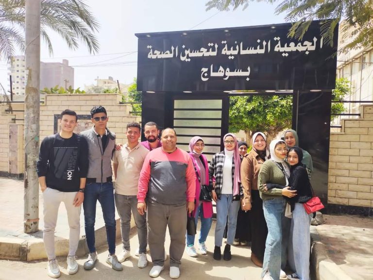 تحت إدارة رعاية الشباب بكلية الألسن