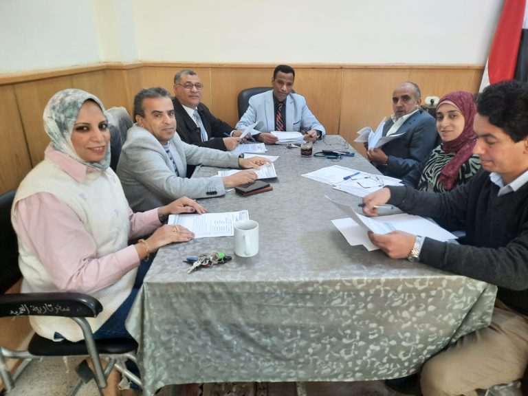 أنعقد مجلس الكلية اليوم الثلاثاء الموافق 16/1/2024 وناقش حجي عدت موضوعات