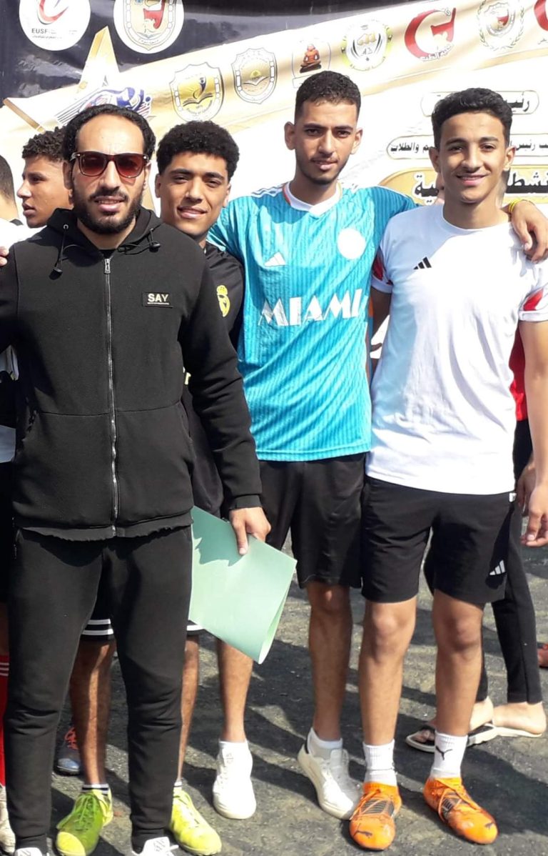 تحت رعاية السيد الأستاذ الدكتور حسان النعماني رئيس الجامعة تنظم رعايه الشباب بالكليه فعليات الانشطه الرياضية