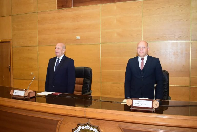 *تحت مظلة المبادرة الرئاسية بداية وبالتعاون مع الجمعية الشرعية الرئيسية النعماني يشهد ختام معرض خير بلدنا لدعم ٢٥٠٠ طالب وطالبة بجامعة سوهاج بتكلفة ١٥ مليون جنيه*