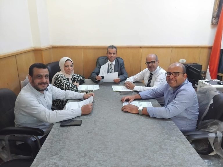 مجلس طارئ لكلية الألسن لإعتماد نتيجة للفصل الدراسي الثاني