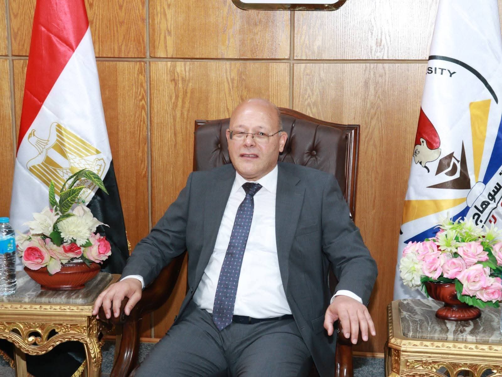 جامعة سوهاج الأهلية تقدم 40 برامجًا دراسيًا في 8 كليات بالعام الدراسي القادم 2025/2026 #وزارة_التعليم_العالي_والبحث_العلمي  #المكتب_الإعلامي  #ادرس_في_مصر  #StudyInEgypt