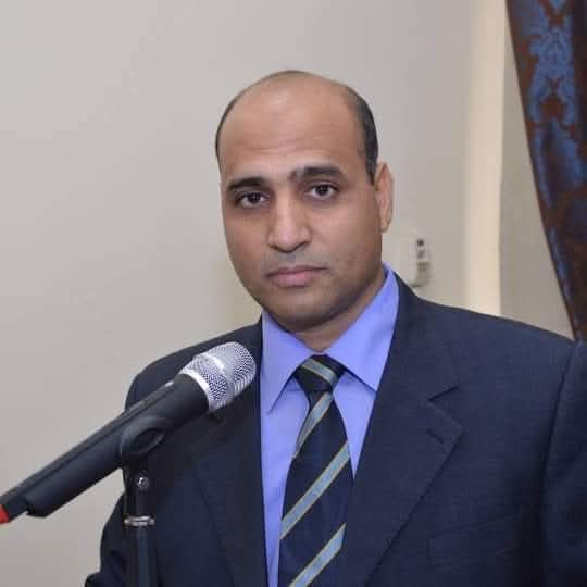 تتقدم أسرة كلية الألسن بخالص التهاني والتبريكات القلبيه