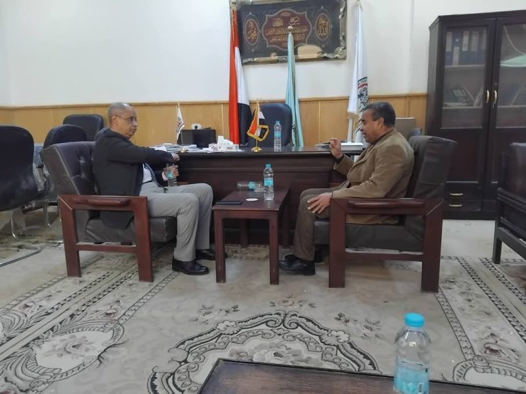 نائب رئيس الجامعة لشئون التعليم والطلاب وا.د صبري توفيق وكلاء الكلية يامارا ثون امتحانات كلية الألسن جامعة سوهاج