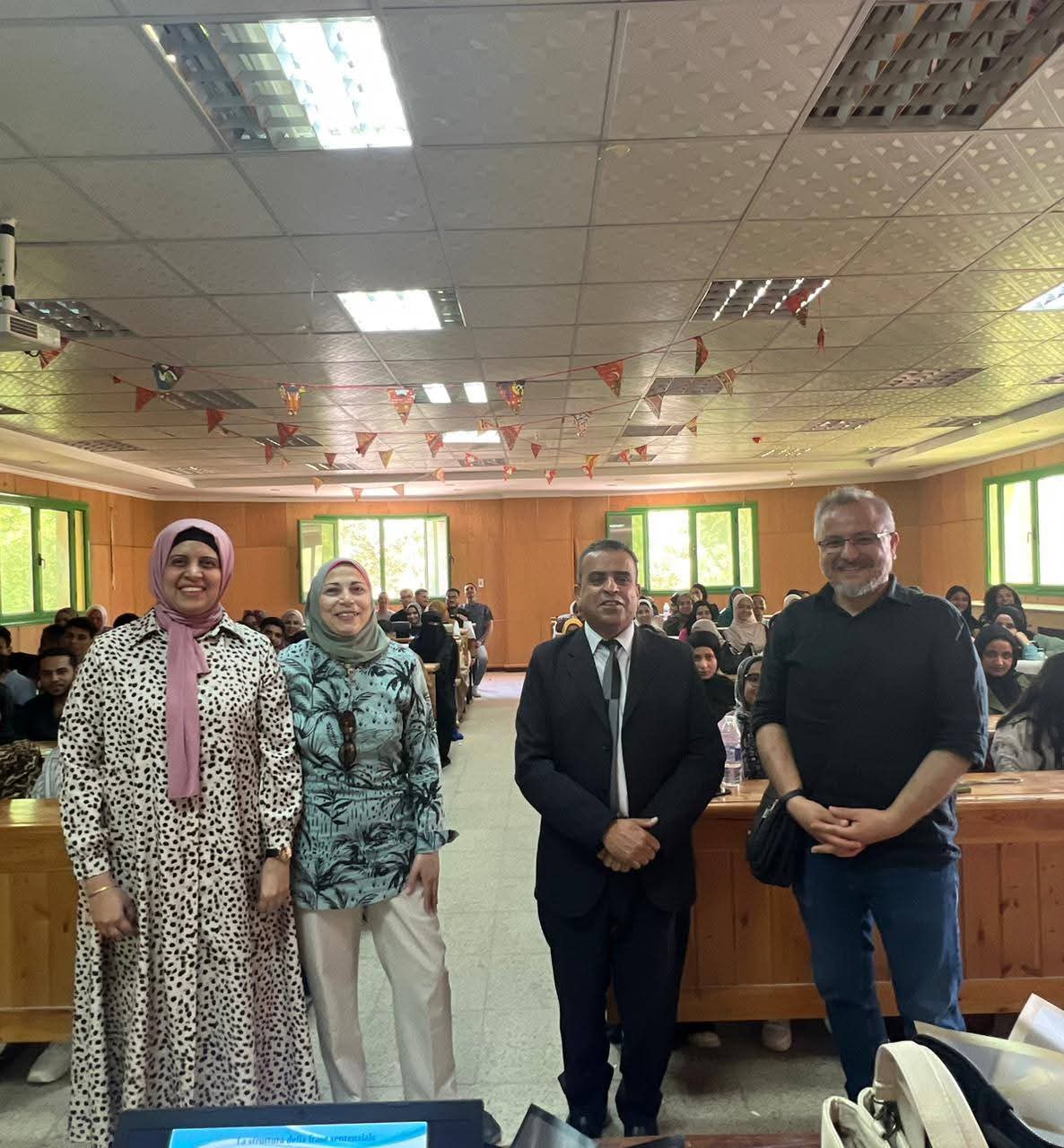 نظم قسم اللغة الإيطالية بكلية الألسن جامعة سوهاج ورشة عمل متخصصة فى مجال الترجمة