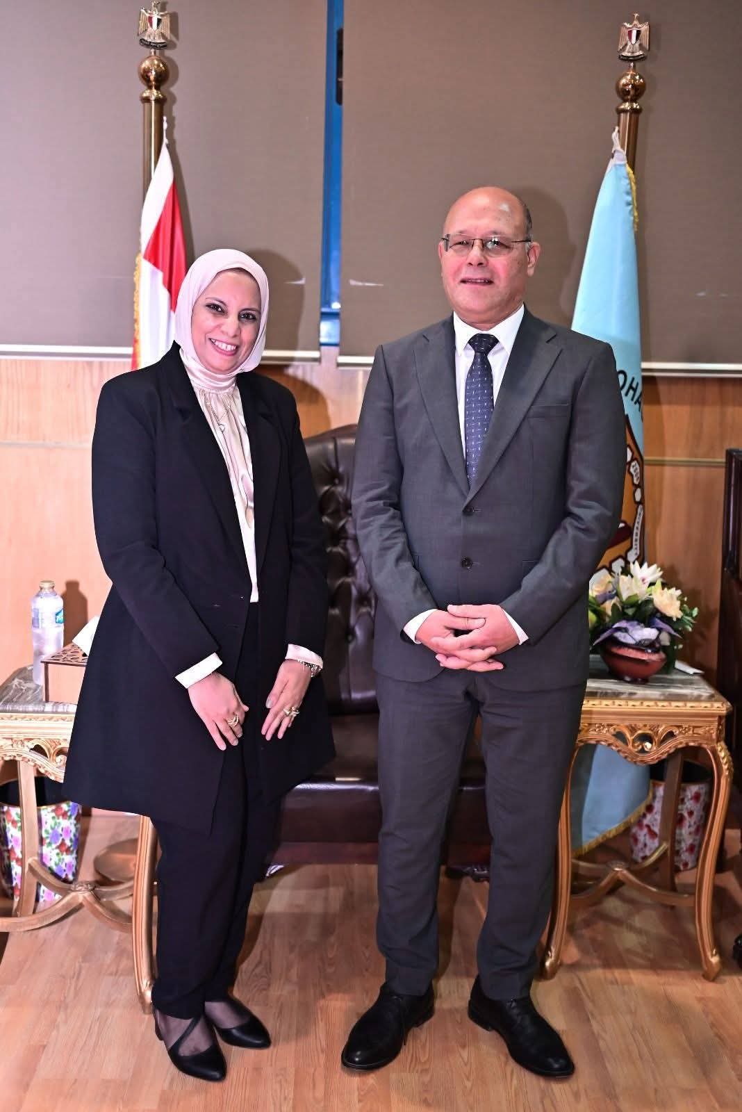 يتقدم قسم اللغة الألمانية بخالص التهانى والتبريكات للدكتوره شيماء احمد الصغير لصدور قرار تجديد الوكالة لسيادتكم
