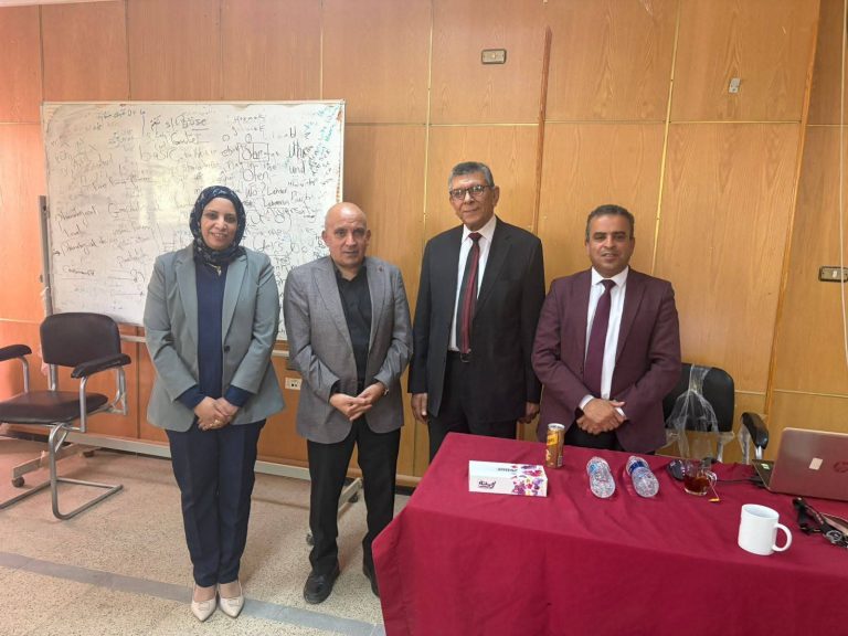 ندوة بكلية الألسن لتفعيل وحدة وضمان الجودة تحت قيادةعمالقة كلية الألسن